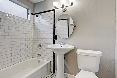 2148 Harold Street #2, Houston, TX 77098 - Photo 9