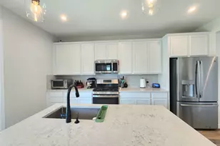 13302 Henrietta Plz, Manor, TX 78653 - Photo 11