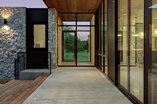 11801 Barryknoll Ln, Houston, TX 77024 - Photo 9