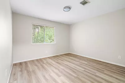 16107 Woodbend Trail Drive, Houston, TX 77070 - Photo 23