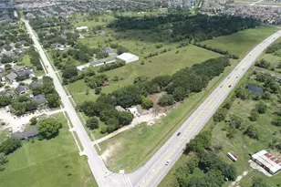 2385 Austin St, League City, TX 77573 - Photo 1