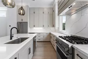 4705 Gibson St, Houston, TX 77007 - Photo 17
