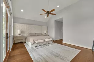 652 E 6th 1/2 St, Houston, TX 77007 - Photo 13