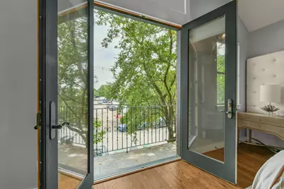 652 E 6th 1/2 Street, Houston, TX 77007 - Photo 15