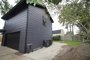 12611 Old River Dr, Baytown, TX 77523 - Photo 35