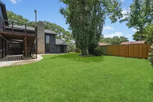 12611 Old River Dr, Baytown, TX 77523 - Photo 29