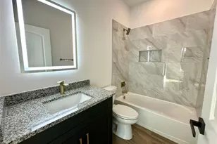 11555 Persimmon St, Willis, TX 77318 - Photo 17