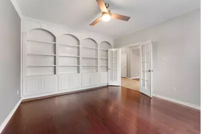 78 S Bardsbrook Circle, The Woodlands, TX 77382 - Photo 11