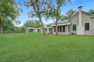 502 S College St, Weimar, TX 78962 - Photo 39