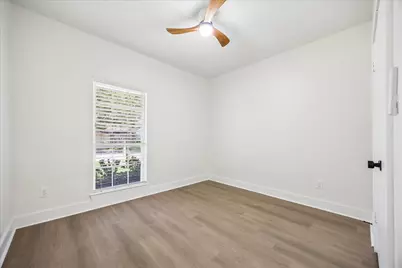 607 Blue Willow Drive, Houston, TX 77042 - Photo 25