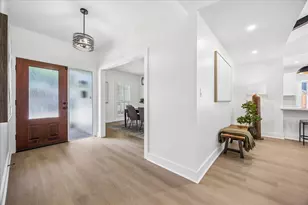 607 Blue Willow Dr, Houston, TX 77042 - Photo 9