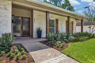 607 Blue Willow Dr, Houston, TX 77042 - Photo 7