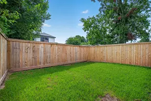 2208 Bleker St, Houston, TX 77026 - Photo 43