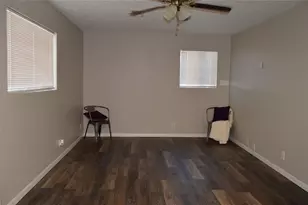 2013 Terrace Ln, Baytown, TX 77520 - Photo 45