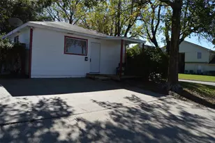 2013 Terrace Ln, Baytown, TX 77520 - Photo 43