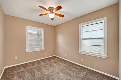 2013 Terrace Lane, Baytown, TX 77520 - Photo 33