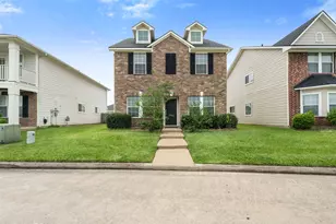 6143 Settlers Lake Cir E, Katy, TX 77449 - Photo 1