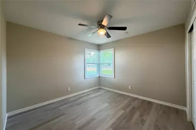 2214 5th Avenue N, Texas City, TX 77590 - Photo 13
