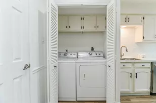 5791 Maple Hill Dr, Houston, TX 77088 - Photo 5