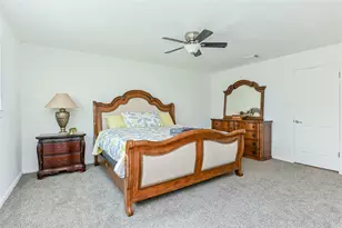 5791 Maple Hill Dr, Houston, TX 77088 - Photo 21