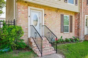 5791 Maple Hill Dr, Houston, TX 77088 - Photo 7