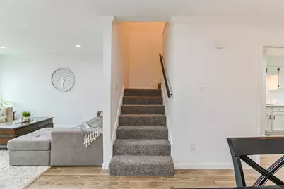 5791 Maple Hill Drive, Houston, TX 77088 - Photo 19