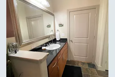 1901 Post Oak Boulevard #2605, Houston, TX 77056 - Photo 23