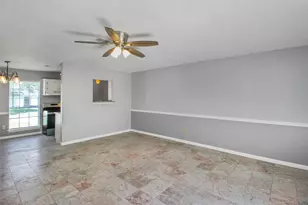 12702 Gotham Dr, Houston, TX 77089 - Photo 9