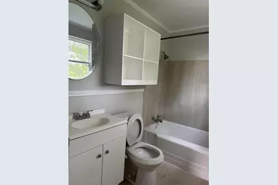 702 Rosedale Street #B, La Marque, TX 77568 - Photo 9