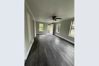 702 Rosedale Street #B, La Marque, TX 77568 - Photo 3