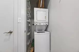 207 Pierce St, Houston, TX 77002 - Photo 33