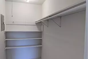 704 E 22nd St, Houston, TX 77008 - Photo 13