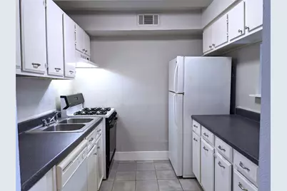 704 E 22nd Street #1, Houston, TX 77008 - Photo 7