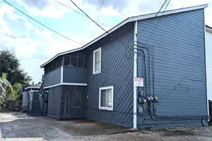 704 E 22nd St, Houston, TX 77008 - Photo 3