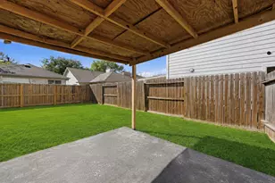 10918 Westbrae Village Dr, Houston, TX 77031 - Photo 11