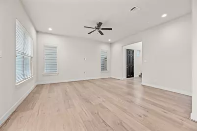 8819 Hollister Pine Court, Houston, TX 77080 - Photo 9