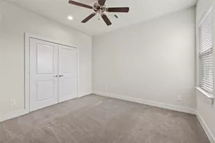 8819 Hollister Pine Ct, Houston, TX 77080 - Photo 23