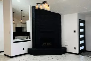 30 Crestbriar Ct, Baytown, TX 77521 - Photo 3