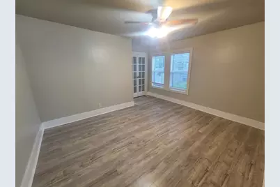 2301 45th Street, Galveston, TX 77551 - Photo 9