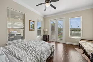 615 29th St, Dickinson, TX 77539 - Photo 11