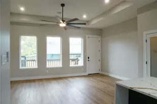 5947 Collingsworth St, Houston, TX 77026 - Photo 11