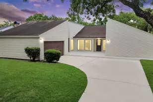 4306 Shady Springs Dr, Seabrook, TX 77586 - Photo 3