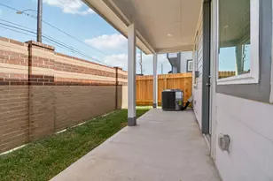 10024 Rustic Charm St, Houston, TX 77080 - Photo 33