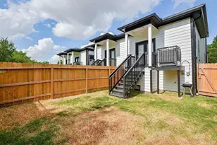 3712 Easy St, Houston, TX 77026 - Photo 29