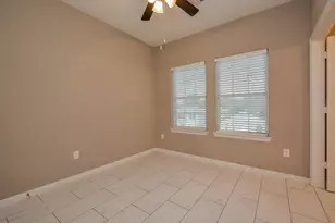 3712 Easy St, Houston, TX 77026 - Photo 21