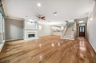 4443 Castle Ct Pl, Houston, TX 77006 - Photo 25