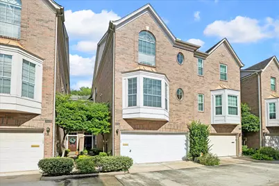4443 Castle Court Place, Houston, TX 77006 - Photo 1