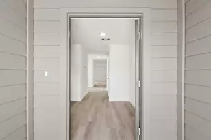 2305 Perdido Bay Ln, Sealy, TX 77474 - Photo 3