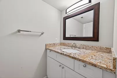 1114 Augusta Drive #10, Houston, TX 77057 - Photo 11