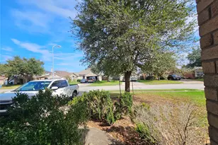 13231 Barrow Point Ln, Houston, TX 77014 - Photo 27